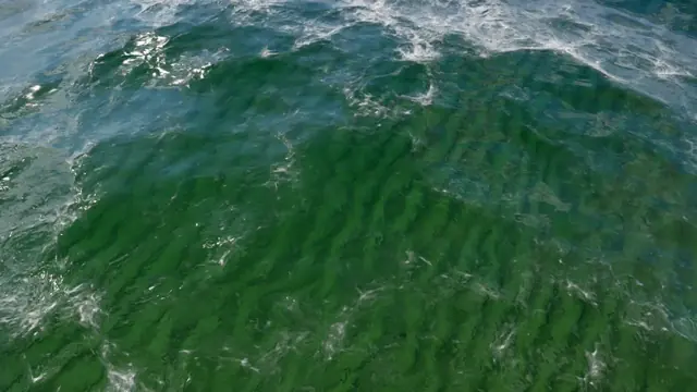 Water system screenshot from Tunnel Boat Terror