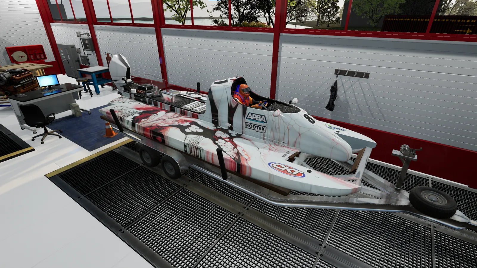 Grand Prix hydroplane in Tunnel Boat Terror